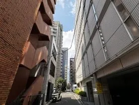 新虎サウスビル(旧ニッセイエブロビル)の外観