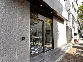 Biz Feel Ginza Eastビルの外観