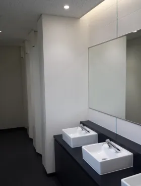 フロントプレイス秋葉原の外観