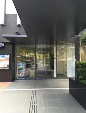 アイオス永田町ビルの外観