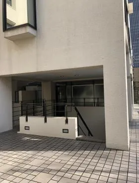 クラスアクトビルの外観