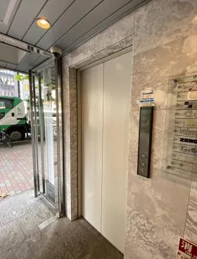 NVONE BLDG.の外観