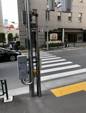 日綜代々木ビルの外観
