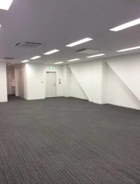 No.R赤坂見附(ナンバーアール赤坂見附)の外観