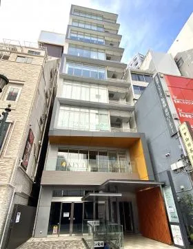 No.R赤坂見附(ナンバーアール赤坂見附)の外観