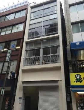 ISO八重洲の外観