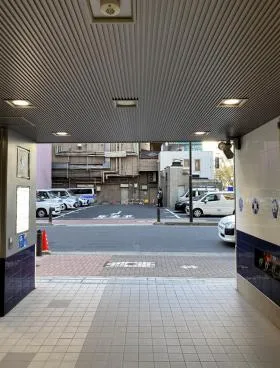 香蘭社ビルの外観