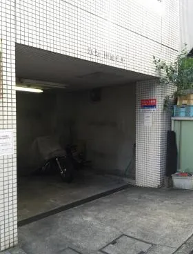 赤坂川瀬ビルの外観