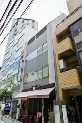 赤坂川瀬ビルの外観