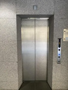 神保町須賀ビルの外観