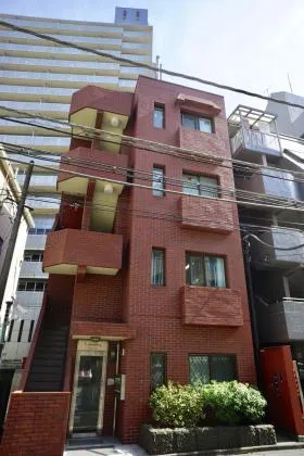 ロイクラトン麹町の外観