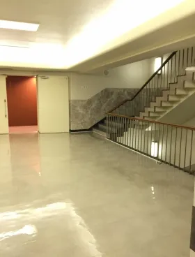 TG本館の外観