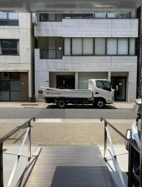 浜松町ビルの外観
