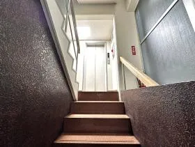 NSビルの外観