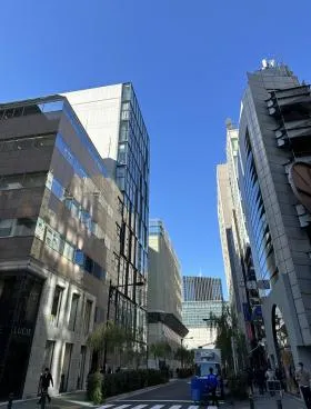 銀座クリスタルタワービルの外観