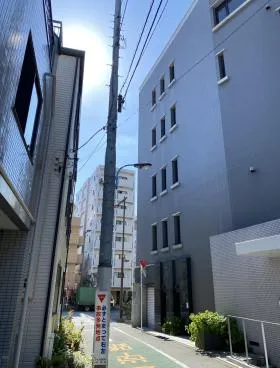 発明学会ビルの外観