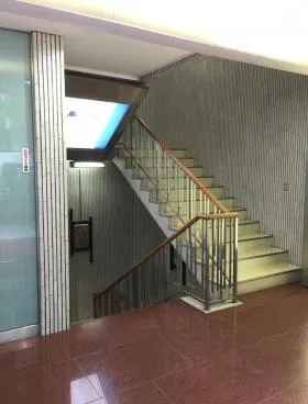 千城ビルの外観
