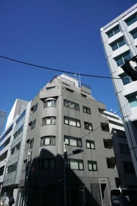 虎ノ門倉並ビルの外観