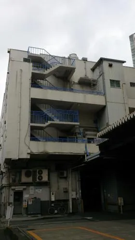 安田芝浦1号倉庫ビルの外観