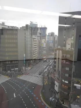 近鉄銀座中央通りビルⅢの外観