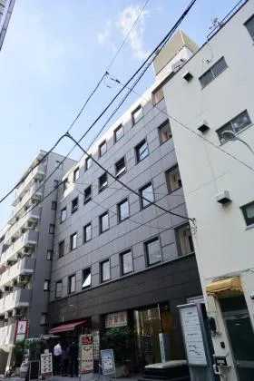 THE GATE 茅場町の外観