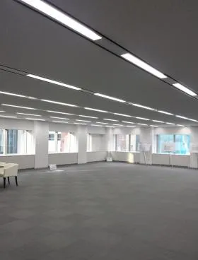 東海堂銀座ビルの外観