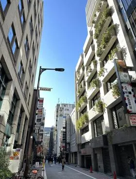 東海堂銀座ビルの外観