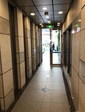 ルート高輪ビルの外観
