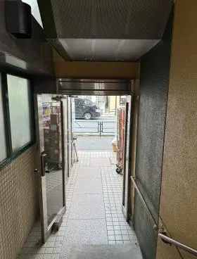 ヒジカタビルの外観