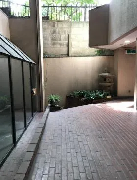 ヒルトップ赤坂の外観