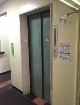 大森マンションの外観