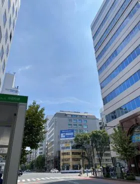 新宿M&Eスクエアビルの外観