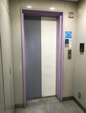 芝松宮ビルの外観