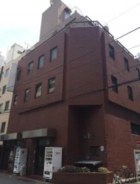 長谷川ビルの外観