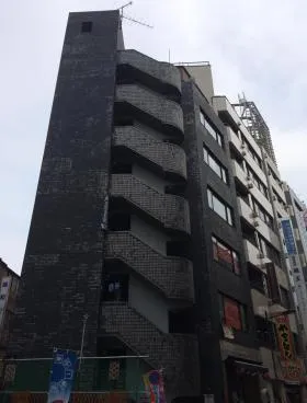 リッツビルの外観