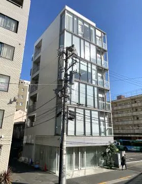 ユーキトレーディングビルの外観