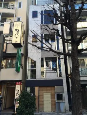 秋葉原ビルの外観