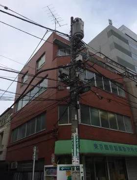 三栄ビルの外観
