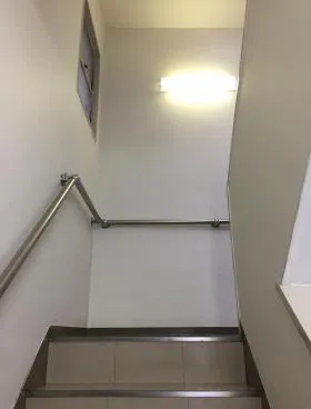 三栄ビルの外観