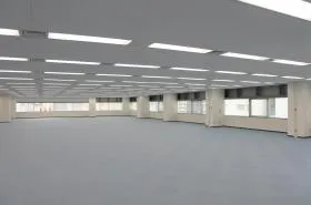 青山セント・シオンビルの外観