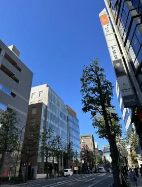 青山セント・シオンビルの外観