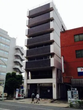 芝3丁目ビルの外観