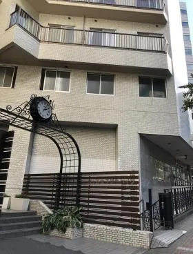 市ヶ谷女子学生ハイツの外観