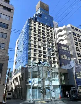 テラアシオス表参道ビルの外観