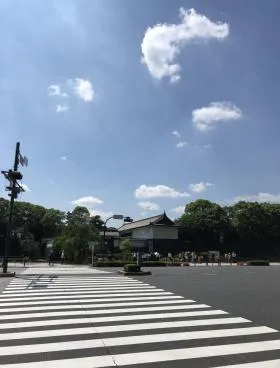 大手門タワーの外観