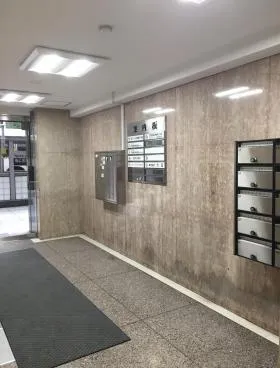 八重洲中央ビルの外観