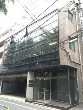 三友ビルの外観