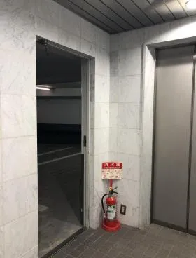 中目黒エフワンビルの外観