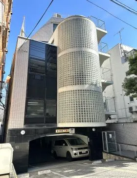 中目黒エフワンビルの外観
