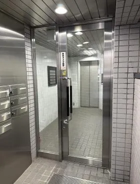 中目黒エフワンビルの外観